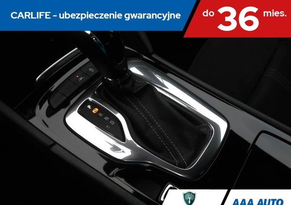 Opel Insignia cena 76000 przebieg: 163835, rok produkcji 2019 z Krynki małe 191